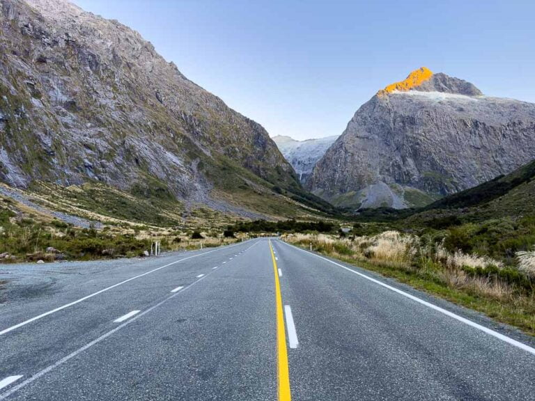 12 Tips for Driving from Queenstown to Milford Sound
