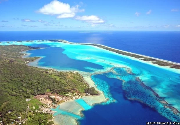 aerial-view-of-bora-bora
