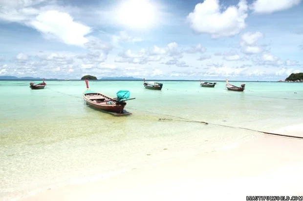 long-tail-boats-koh-lipe