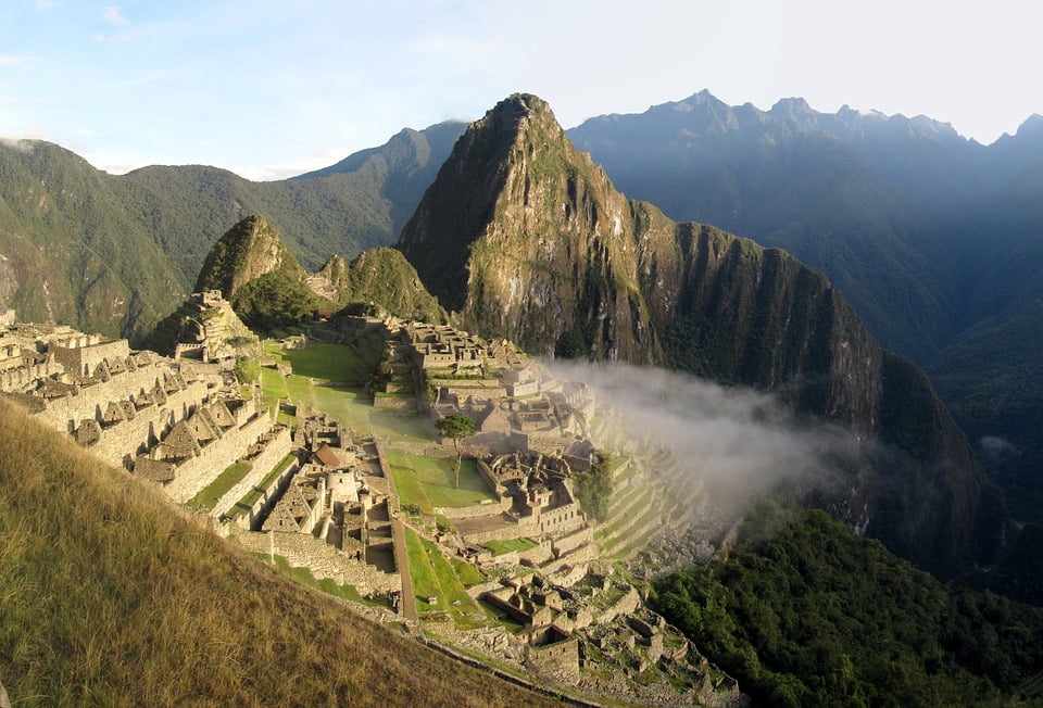 machu-picchu-cloud