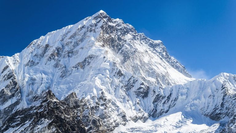 How Cold is Mount Everest?