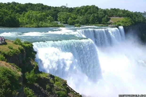 niagara-falls-summer