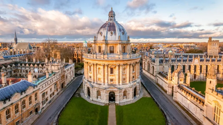 Study Abroad & See the Beauty