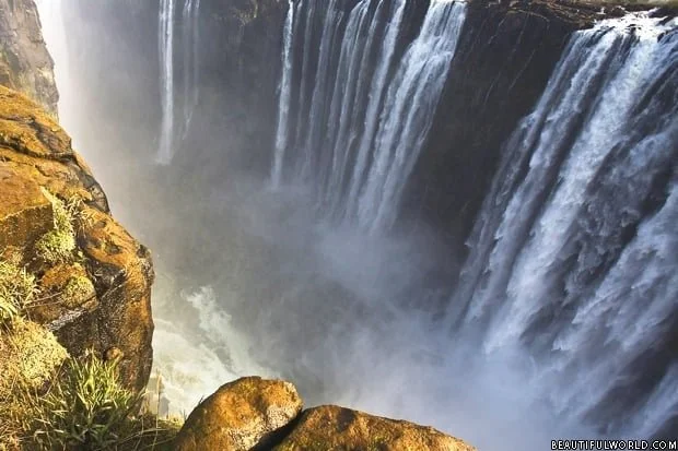 victoria-falls-zambia-zimbabwe